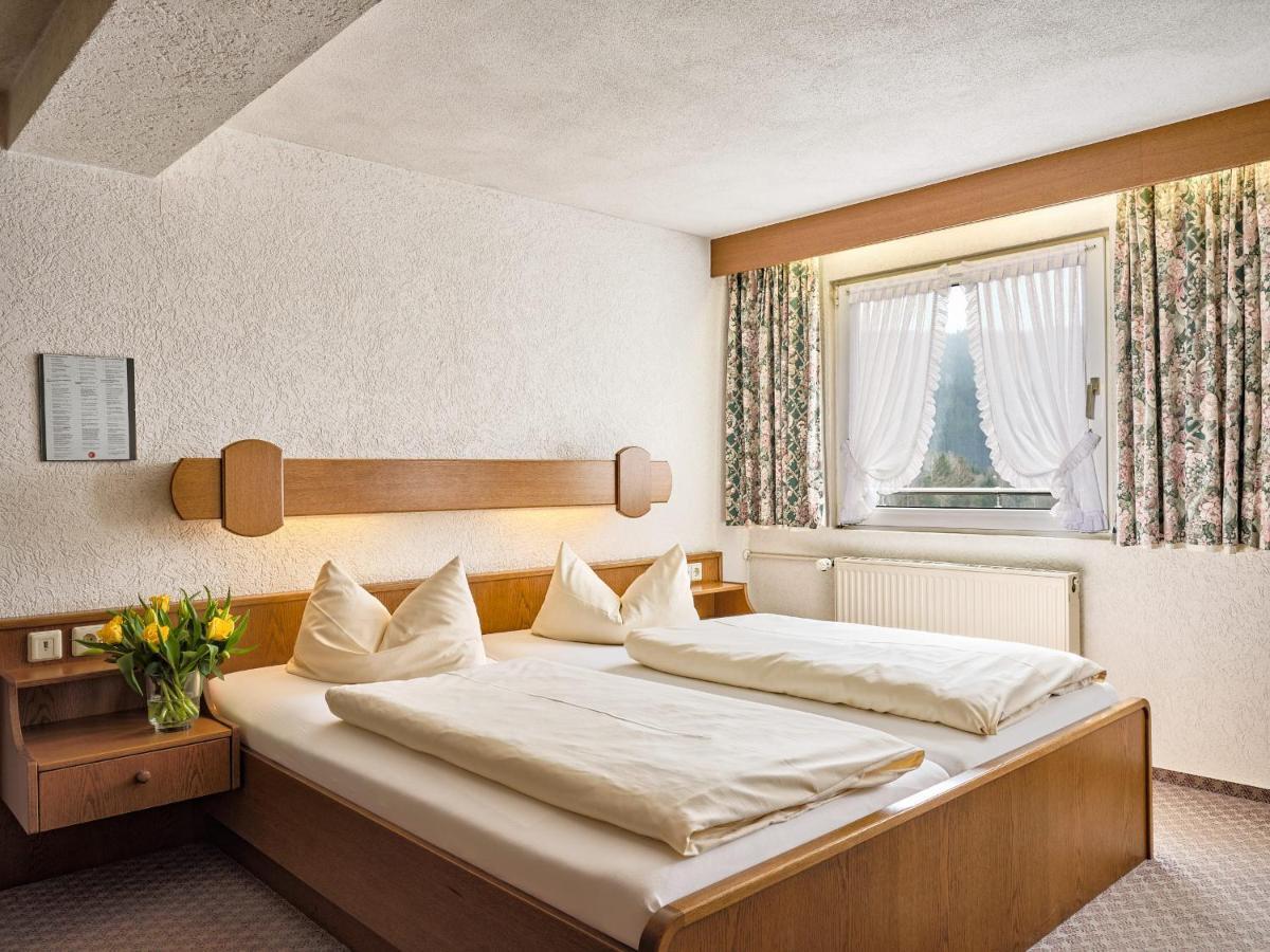 Gaestehaus Waldeck Titisee-Neustadt Exteriör bild