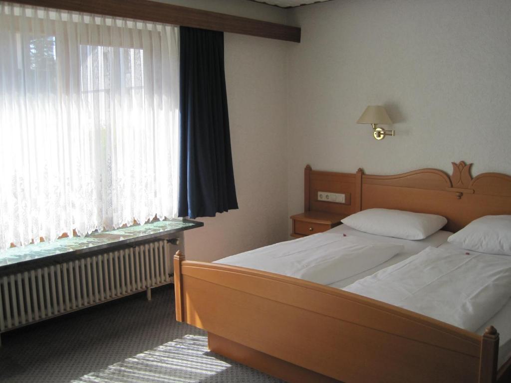 Gaestehaus Waldeck Titisee-Neustadt Rum bild